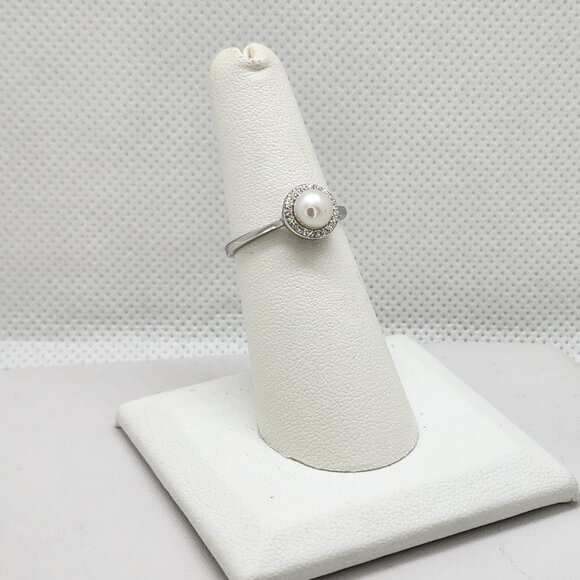Brand New Sterling Silver 925 Pearl Ring - Picture 2 of 5